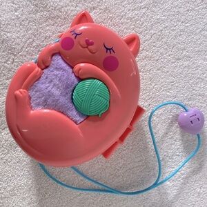 Mattel Polly Pocket Starring Shani Cuddly Cat Purse Compact